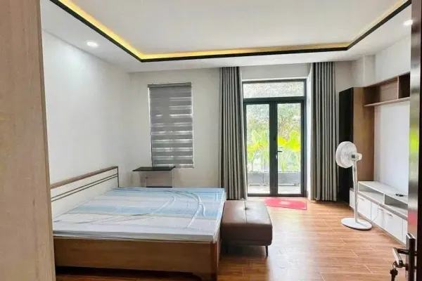 Дом, 3 спальни · 270 м² 4