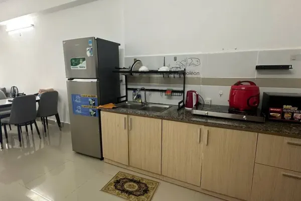 Квартира, 3 спальни · 77 м²