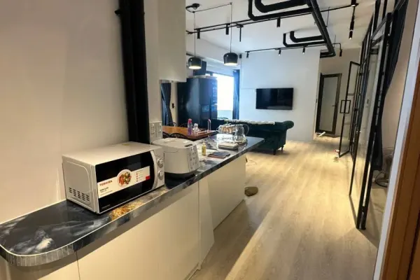 Квартира, 4 спальни · 104 м² 6