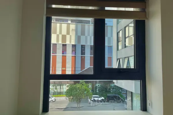 Квартира, 3 спальни · 90 м² 2