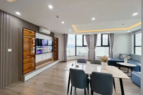 Квартира, 2 спальни · 90 м² 2