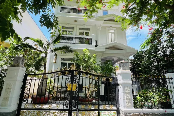 Villa, 5 спальни, 288.00 м² 2
