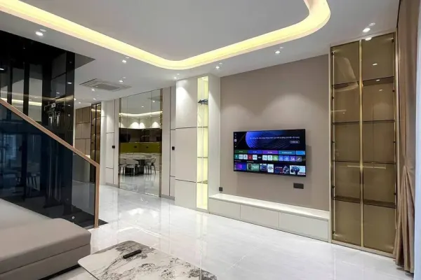 Дом, 3 спальни · 270 м² 3