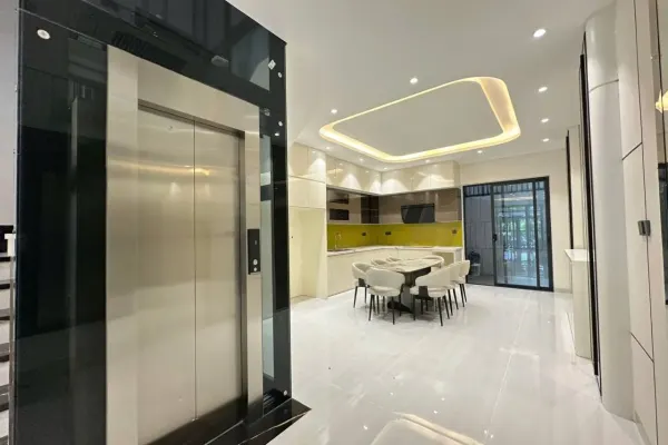 Дом, 3 спальни · 270 м² 4