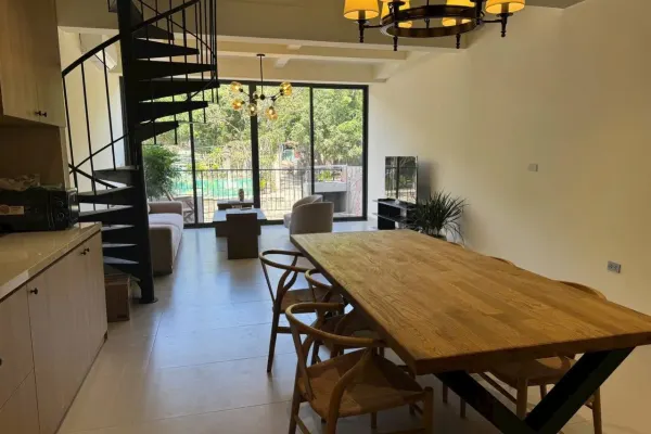 Квартира, 2 спальни · 120 м²