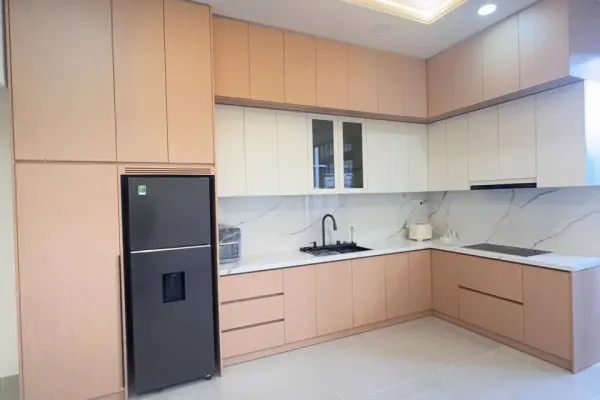 Дом, 3 спальни · 300 м² 3