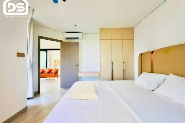 Квартира, 2 спальни · 80 м² 2