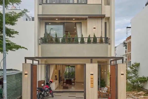 Дом, 5 спален · 450 м²