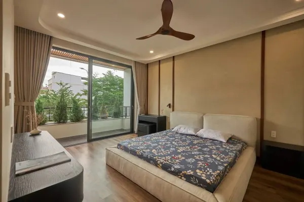 Дом, 5 спален · 450 м² 5