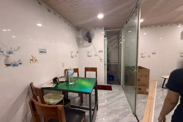 Квартира, 2 спальни · 70 м² 4
