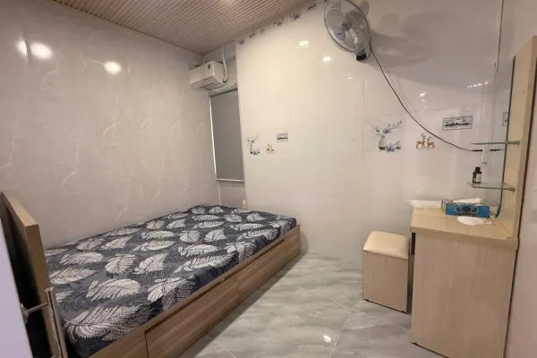 Квартира, 2 спальни · 70 м² 5