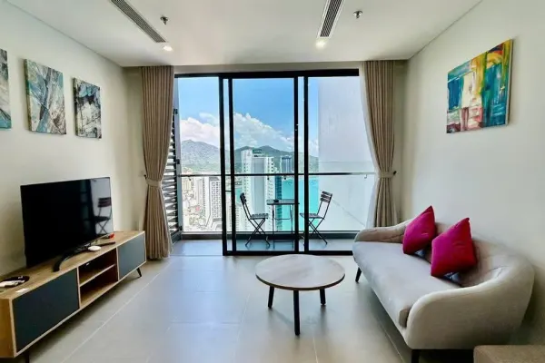 Квартира, 2 спальни · 80 м²