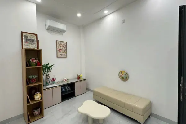 Дом, 3 спальни · 180 м² 4