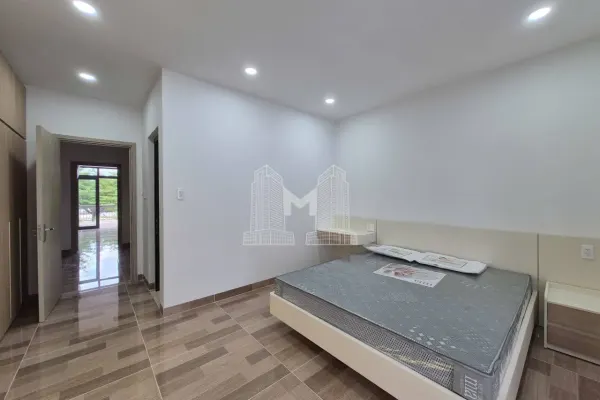 Вилла, 4 спальни · 350 м² 2