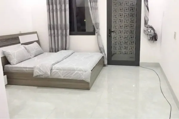 House, 4 спальни 3