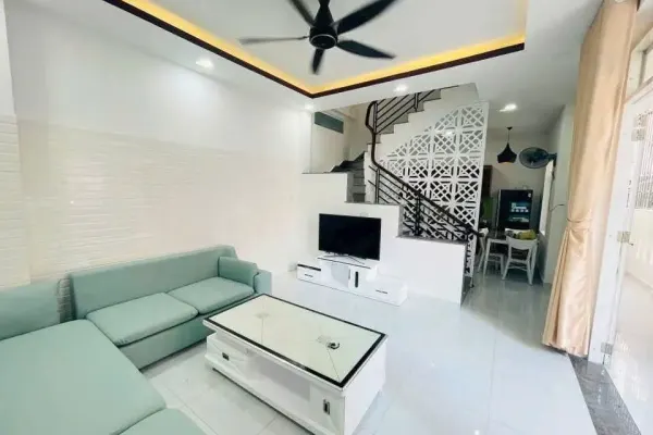 Дом, 3 спальни · 150 м² 3