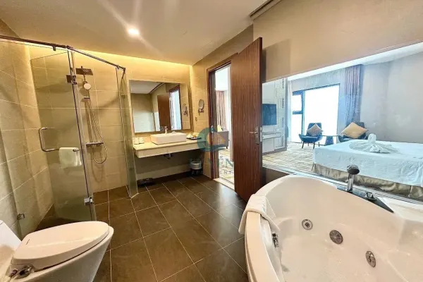 Квартира, 1 спальня · 70 м² 3