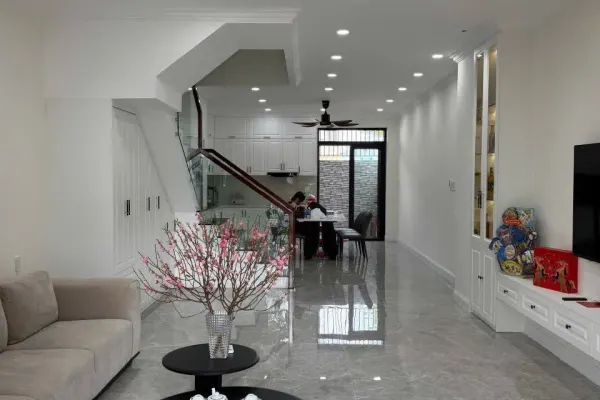 Дом, 3 спальни · 250 м² 7