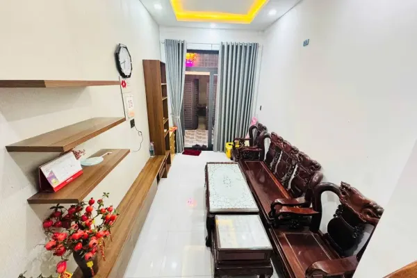 Дом, 5 спален · 130 м²
