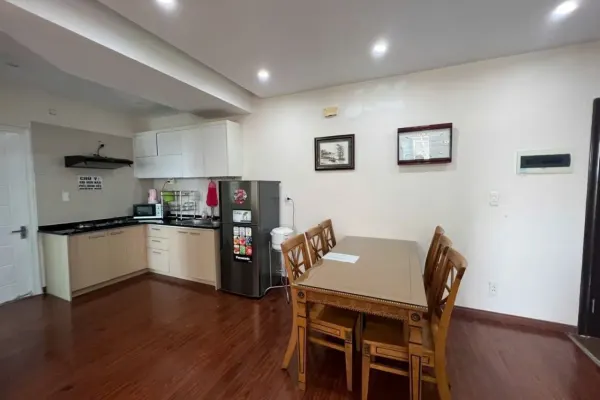 Квартира, 2 спальни · 70 м² 4