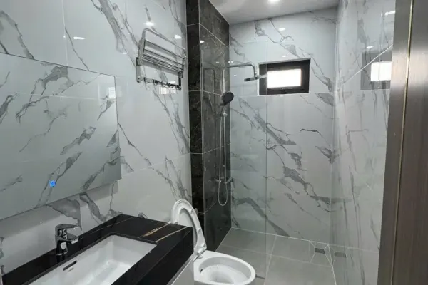 Дом, 4 спальни · 300 м² 9