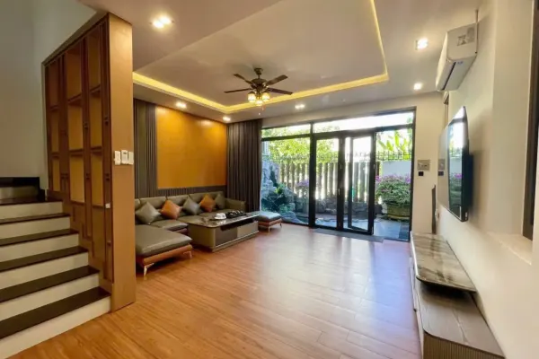 Вилла, 3 спальни · 450 м² 4