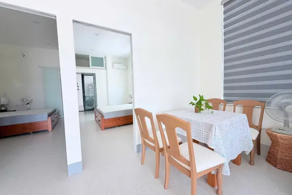 Квартира, 2 спальни · 90 м² 4