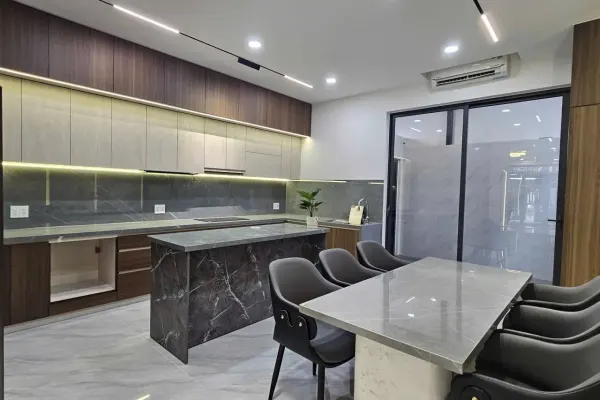 House, 3 спальни, 270.00 м² 4