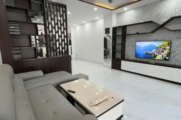 Дом, 3 спальни · 270 м² 4