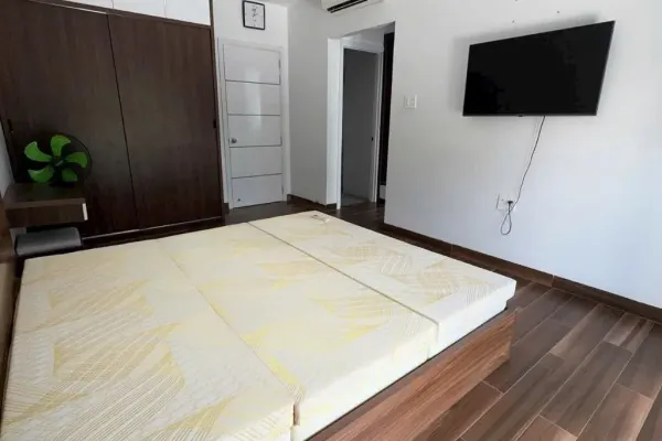 Дом, 3 спальни · 270 м² 9