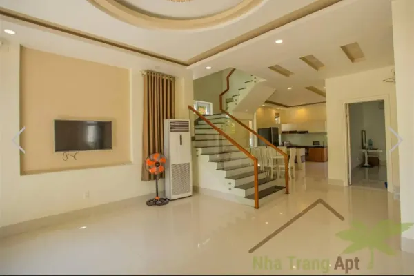 Villa, 5 спальни, 300.00 м² 4