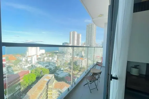 Квартира, 2 спальни · 77 м² 2