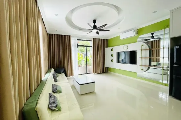 Квартира, 2 спальни · 100 м² 2