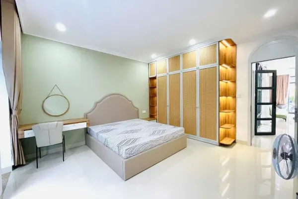 Квартира, 2 спальни · 100 м² 6