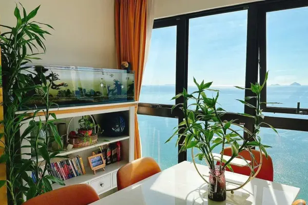 Квартира, 2 спальни · 120 м² 2