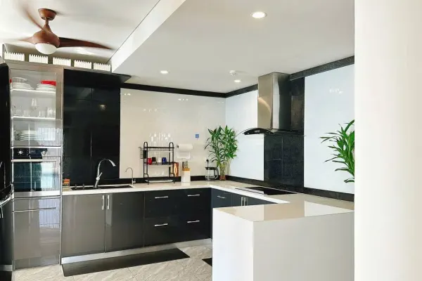 Квартира, 2 спальни · 120 м² 3