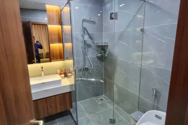 Дом, 4 спальни · 270 м² 6