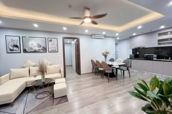 Квартира, 3 спальни · 90 м² 3