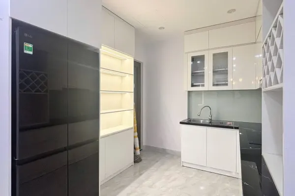 Квартира, 2 спальни · 76 м² 3
