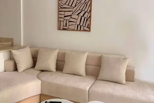 Дом, 4 спальни · 270 м² 3