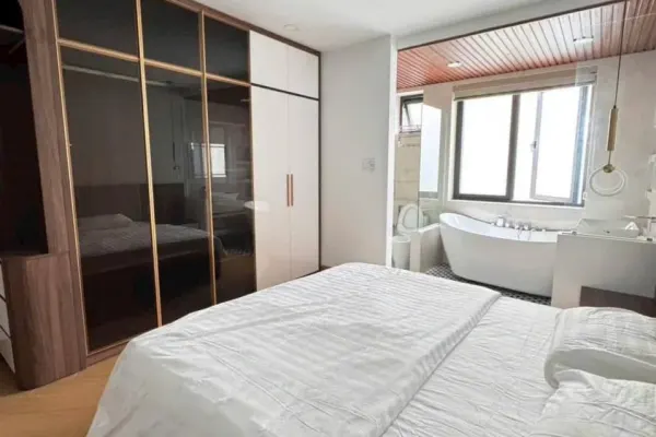 House, 3 спальни, 270.00 м² 3