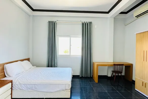 Дом, 4 спальни · 250 м² 2