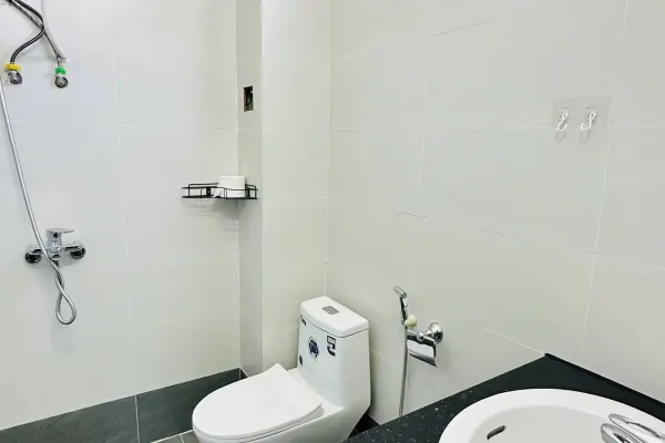 Дом, 4 спальни · 250 м² 4