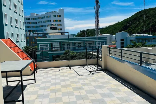 Дом, 4 спальни · 250 м² 9