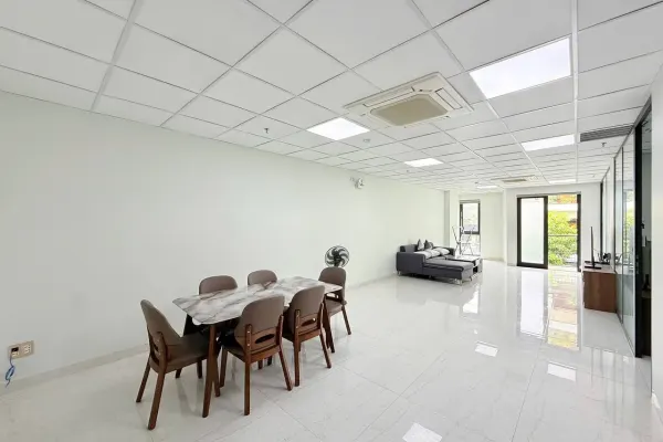Квартира, 2 спальни · 115 м² 6