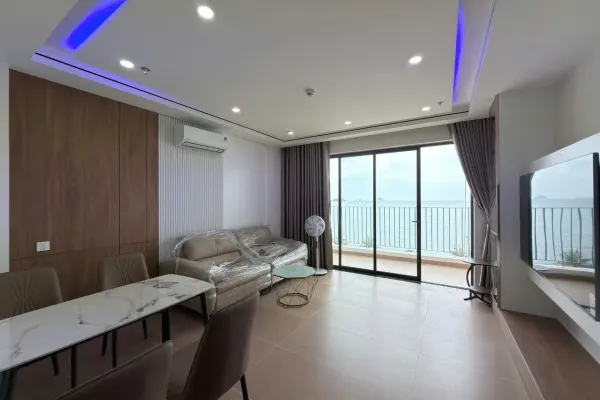 Квартира, 2 спальни · 80 м² 2