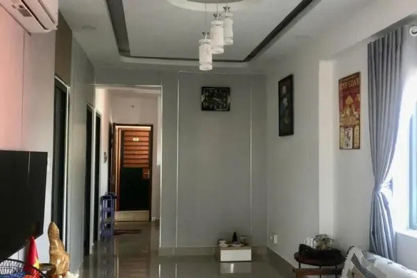 Квартира, 3 спальни · 70 м² 2