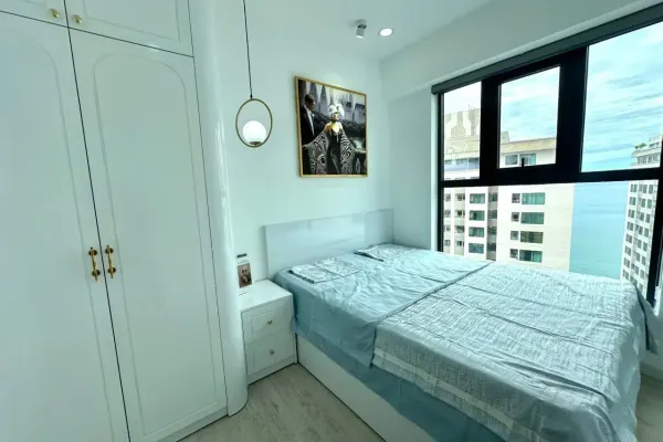 Квартира, 3 спальни · 90 м² 2