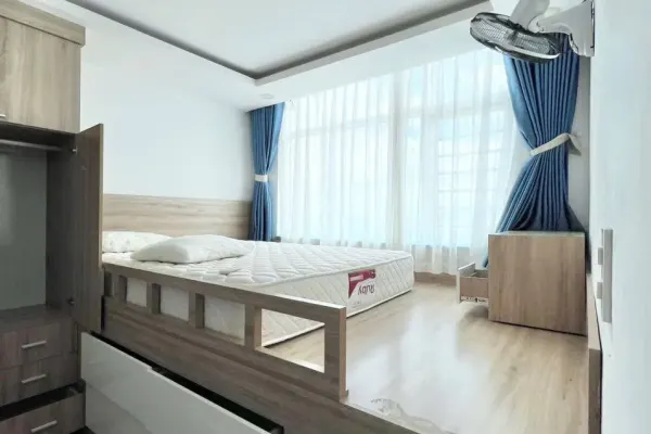 Квартира, 2 спальни · 68 м² 8