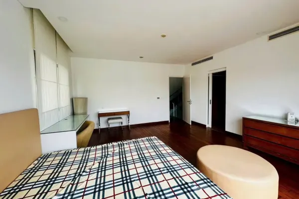 Вилла, 5 спален · 300 м² 8